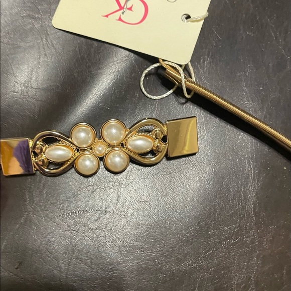 Simple Belt that stretches - Picture 2 of 3